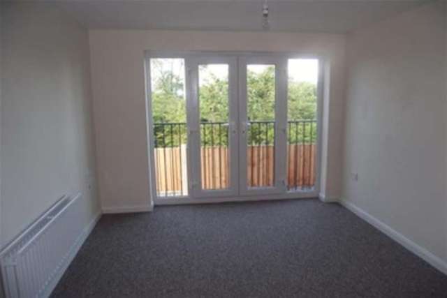  Image of 2 bedroom Flat to rent in High Street Bagillt CH6 at Bagillt, CH6 6HR