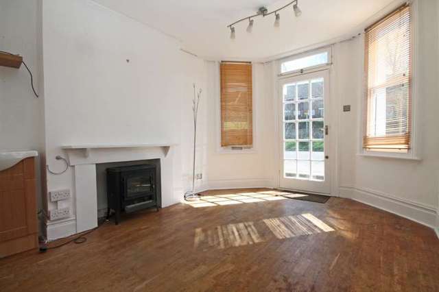  Image of 2 bedroom Detached house for sale in High Street Billingshurst RH14 at Billingshurst, RH14 9QS