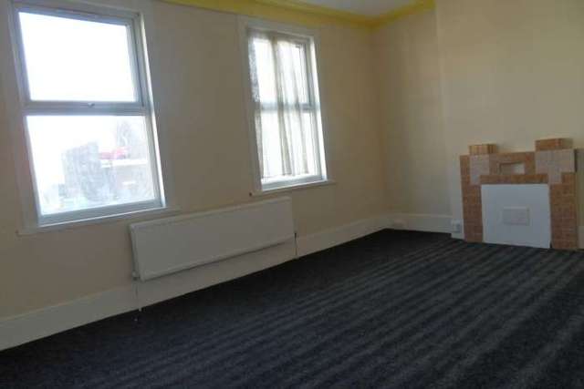  Image of 2 bedroom Flat to rent in High Street London E13 at High Street Plaistow London, E13 0AJ