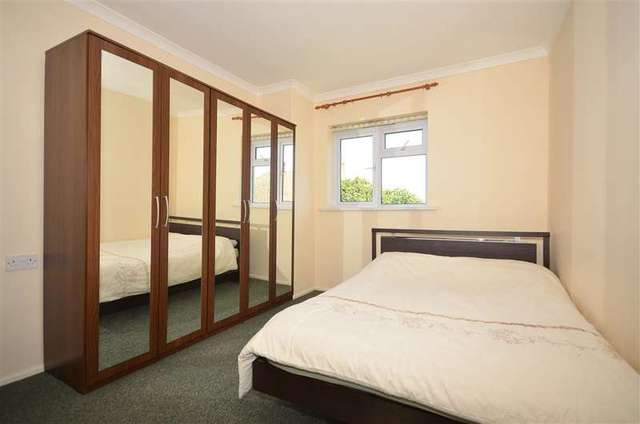 Image of 2 bedroom Flat for sale in High Street Rolvenden Cranbrook TN17 at Rolvenden Cranbrook Rolvenden, TN17 4LR