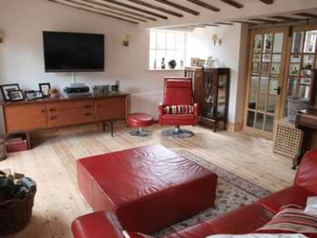  Image of 4 bedroom Detached house for sale in High Street Sutton-on-Trent Newark NG23 at High Street Sutton-on-Trent Newark, NG23 6QA