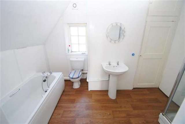 Image of 3 bedroom Terraced house for sale in High Street Wainfleet Skegness PE24 at Wainfleet All Saints, PE24 4BN