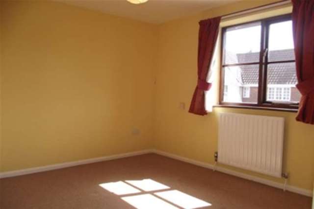  Image of 3 bedroom Terraced house to rent in High Street Wickham Market Woodbridge IP13 at Woodbridge, IP13 0RF