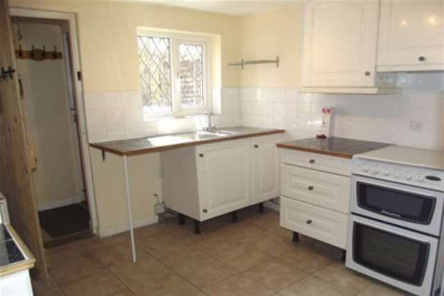  Image of 2 bedroom Detached house to rent in High Street Wickham Market Woodbridge IP13 at Woodbridge, IP13 0RD