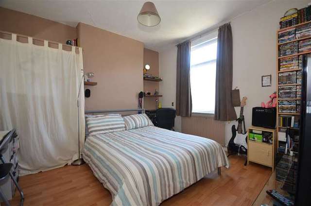  Image of 3 bedroom End of Terrace for sale in Highbury Gardens Ilford IG3 at Ilford Essex Ilford, IG3 8AA