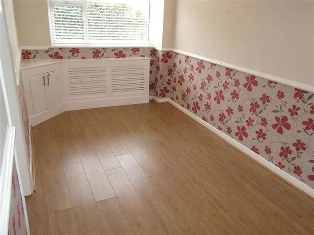 Image of 3 bedroom Detached house for sale in Highcliffe Road Wickford SS11 at Wickford Essex Wickford, SS11 8JX