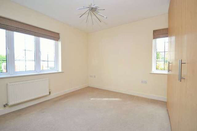  Image of 2 bedroom Flat to rent in Hill View Dorking RH4 at Dorking Dorking, RH4 1SY