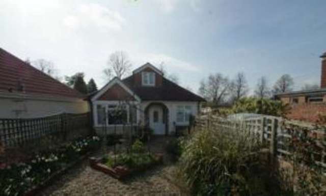  Image of 3 bedroom Bungalow for sale in Hillside Horsham RH12 at Horsham West Sussex Horsham, RH12 1NG