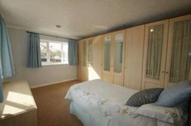  Image of 3 bedroom Bungalow for sale in Hillside Horsham RH12 at Horsham West Sussex Horsham, RH12 1NG