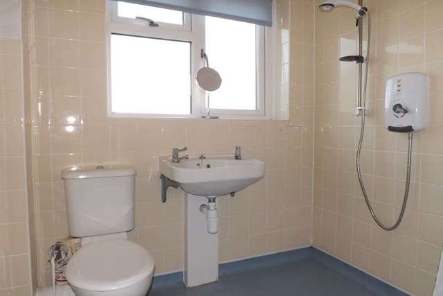  Image of 3 bedroom Maisonette for sale in Hobs Moat Road Solihull B92 at Hobs Moat Road  Solihull, B92 8JN