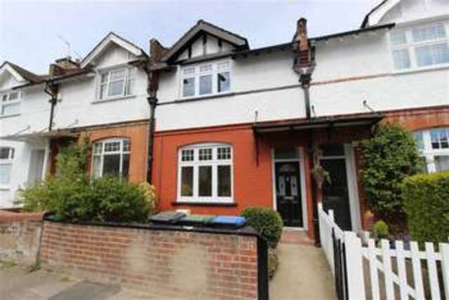  Image of 3 bedroom Property to rent in Holtwhites Hill Enfield EN2 at Holtwhites Hill Enfield Enfield, EN2 0RU