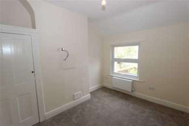  Image of 3 bedroom Property to rent in Holtwhites Hill Enfield EN2 at Holtwhites Hill Enfield Enfield, EN2 0RU