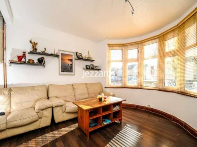  Image of 2 bedroom Semi-Detached house for sale in Hounslow Road Hanworth Feltham TW13 at Hanworth, TW13 5JE