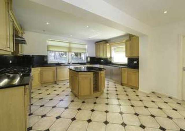  Image of 4 bedroom Detached house for sale in Wightwick Bank Wightwick Wolverhampton WV6 at Wightwick Bank  Wolverhampton, WV6 8DR