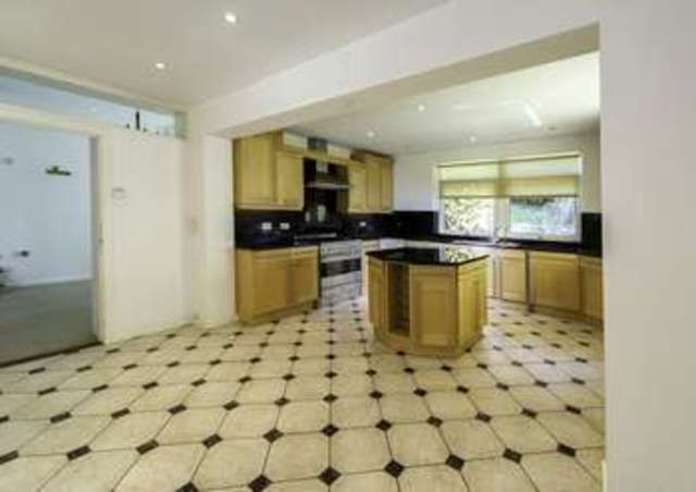  Image of 4 bedroom Detached house for sale in Wightwick Bank Wightwick Wolverhampton WV6 at Wightwick Bank  Wolverhampton, WV6 8DR