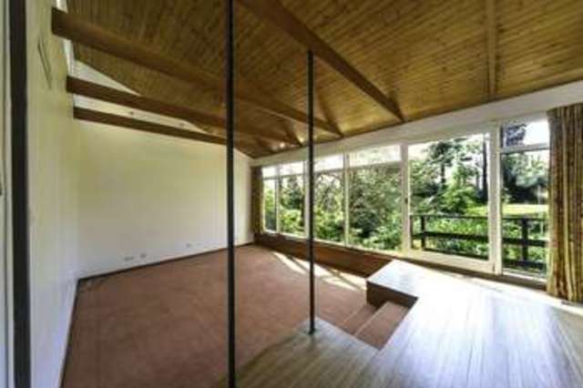  Image of 4 bedroom Detached house for sale in Wightwick Bank Wightwick Wolverhampton WV6 at Wightwick Bank  Wolverhampton, WV6 8DR