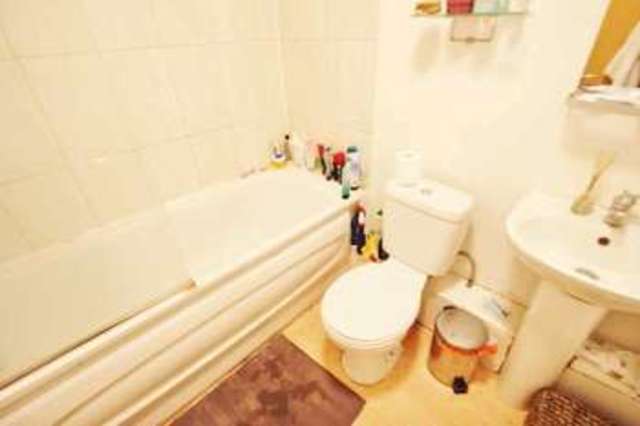  Image of 2 bedroom Flat to rent in Huddleston Road London N7 at Holloway London Holloway, N7 0EH