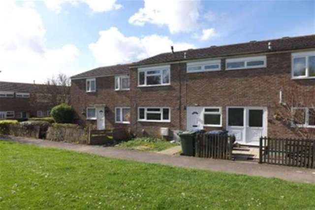  Image of 3 bedroom Detached house to rent in Norfolk Road Huntingdon PE29 at Huntingdon, PE29 1RJ