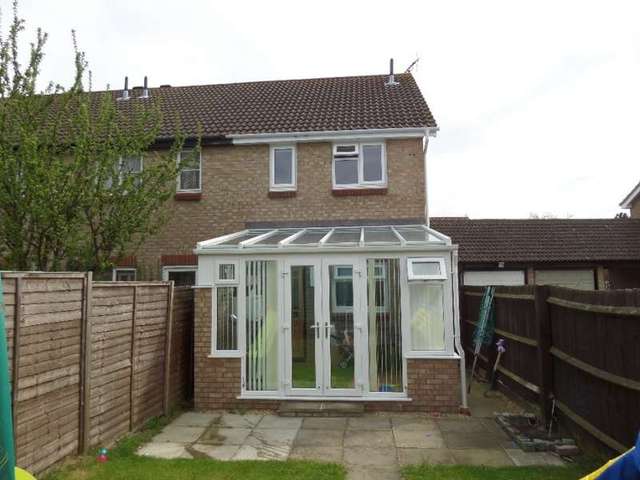  Image of 2 bedroom End of Terrace for sale in Hyde Close Newport Pagnell MK16 at Newport Pagnell, MK16 0NL