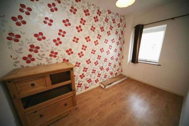  Image of 2 bedroom Terraced house for sale in Industrial Street Bacup OL13 at INDUSTRIAL STREET  BACUP, OL13 9JJ