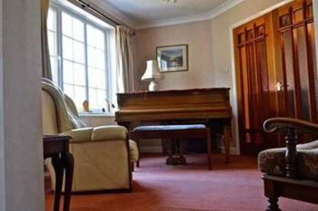  Image of 5 bedroom Detached house for sale in Innage Road Birmingham B31 at Innage Road Northfield Birmingham, B31 2DX