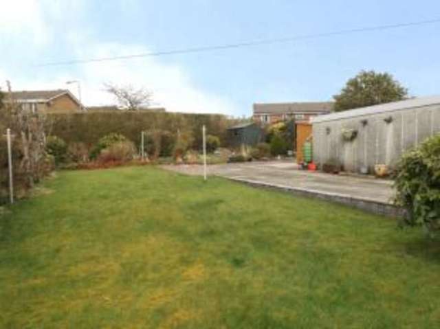  Image of 2 bedroom Bungalow for sale in Inverkip Road Greenock PA16 at Greenock Inverclyde Greenock, PA16 9EX