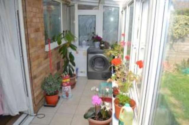  Image of 3 bedroom Bungalow for sale in Rosemary Way Jaywick Clacton-on-Sea CO15 at Jaywick Clacton-on-Sea Jaywick, CO15 2SB