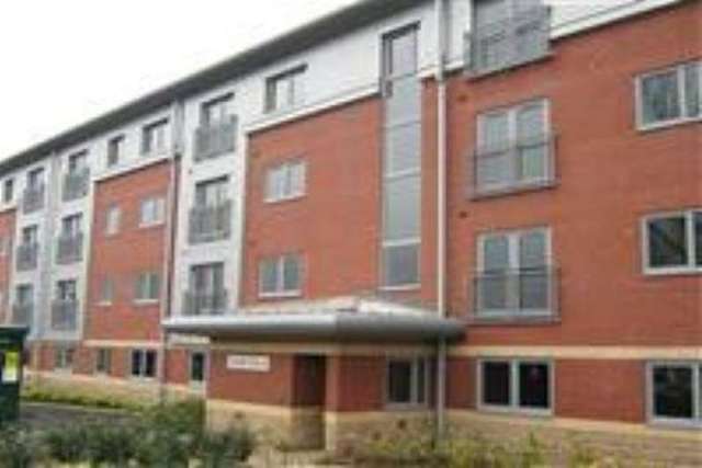  Image of 2 bedroom Flat to rent in New Hall Lane Preston PR1 at Preston, PR1 4DP