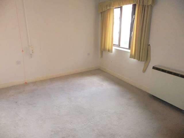 Image of 2 bedroom Retirement Property for sale in Kelvedon Grove Solihull B91 at Kelvedon Grove  Solihull, B91 2UA