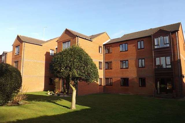  Image of 2 bedroom Retirement Property for sale in Kelvedon Grove Solihull B91 at Kelvedon Grove  Solihull, B91 2UA