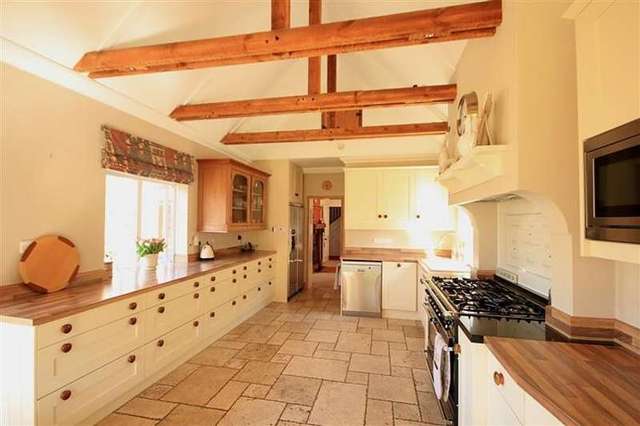  Image of 5 bedroom Detached house for sale in Kendrick Road Reading RG1 at Reading, RG1 5DW