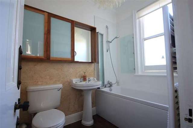  Image of 5 bedroom Detached house for sale in Kendrick Road Reading RG1 at Reading, RG1 5DW