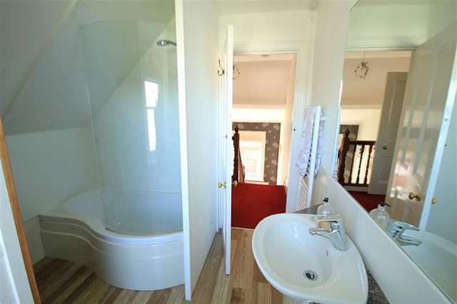  Image of 5 bedroom Detached house for sale in Kendrick Road Reading RG1 at Reading, RG1 5DW
