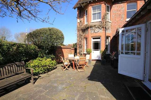  Image of 5 bedroom Detached house for sale in Kendrick Road Reading RG1 at Reading, RG1 5DW