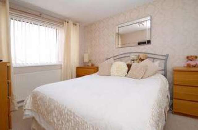  Image of 3 bedroom Detached house for sale in Kennet Road Abingdon OX14 at Kennet Road  Abingdon, OX14 3ST