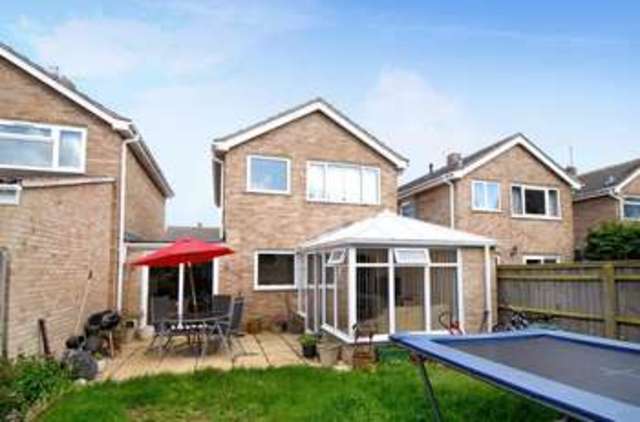  Image of 3 bedroom Detached house for sale in Kennet Road Abingdon OX14 at Kennet Road  Abingdon, OX14 3ST