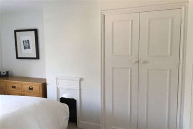  Image of 3 bedroom Detached house to rent in Kennington Road Kennington Oxford OX1 at Kennington, OX1 5NZ