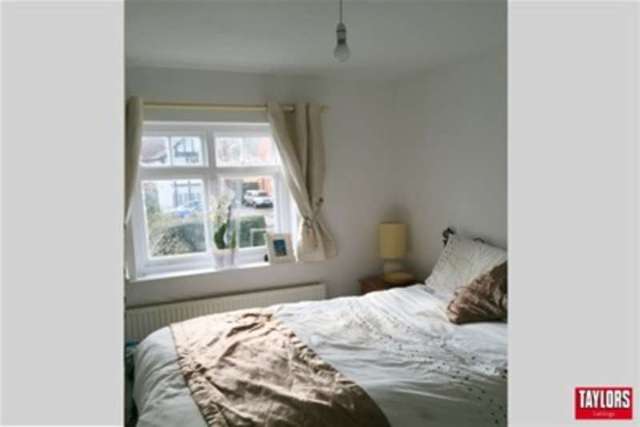  Image of 3 bedroom Detached house to rent in Kennington Road Kennington Oxford OX1 at Kennington, OX1 5NZ