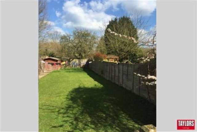  Image of 3 bedroom Detached house to rent in Kennington Road Kennington Oxford OX1 at Kennington, OX1 5NZ
