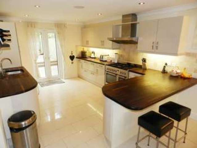  Image of 4 bedroom End of Terrace for sale in Kensington Gardens Haverfordwest SA61 at Haverfordwest Pembrokeshire Haverfordwest, SA61 2RL