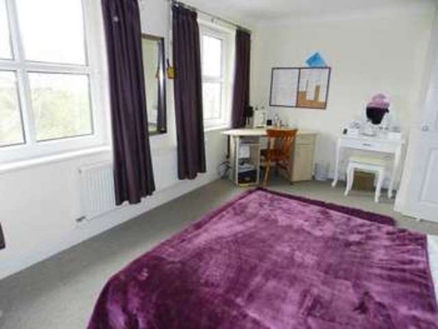  Image of 4 bedroom End of Terrace for sale in Kensington Gardens Haverfordwest SA61 at Haverfordwest Pembrokeshire Haverfordwest, SA61 2RL