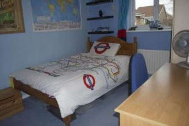  Image of 4 bedroom Detached house for sale in Kent Drive Hinckley LE10 at Hinckley Leicestershire Hinckley, LE10 1UN