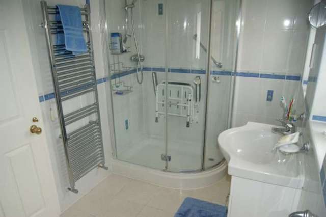  Image of 2 bedroom Bungalow for sale in Keteringham Close Sully Penarth CF64 at Keteringham Close Sully Penarth, CF64 5JW
