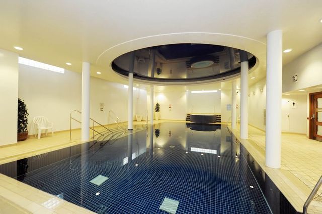  Image of 2 bedroom Flat for sale in Kidderpore Avenue London NW3 at Kidderpore Avenue Hampstead Swiss Cottage, NW3 7SJ
