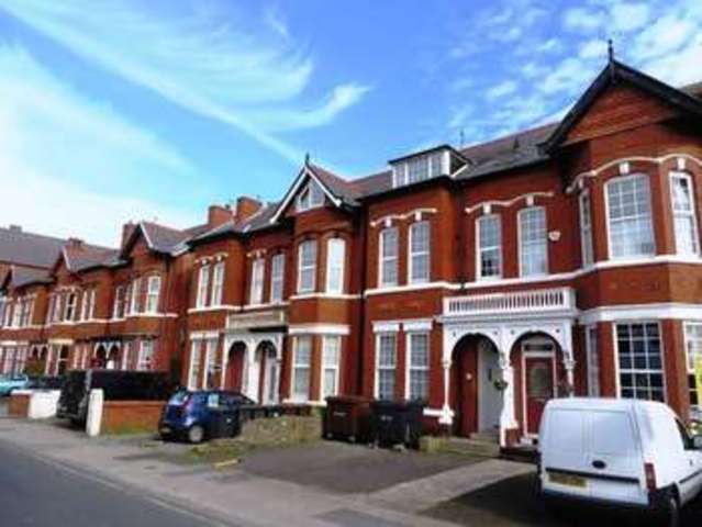  Image of 2 bedroom Flat to rent in King Street Southport PR8 at King Street  Southport, PR8 1LG