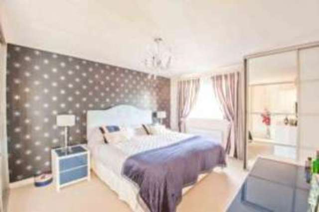  Image of 4 bedroom Semi-Detached house for sale in Kingfisher Place Chartham Canterbury CT4 at Chartham Canterbury Shalmsford Street, CT4 7DJ