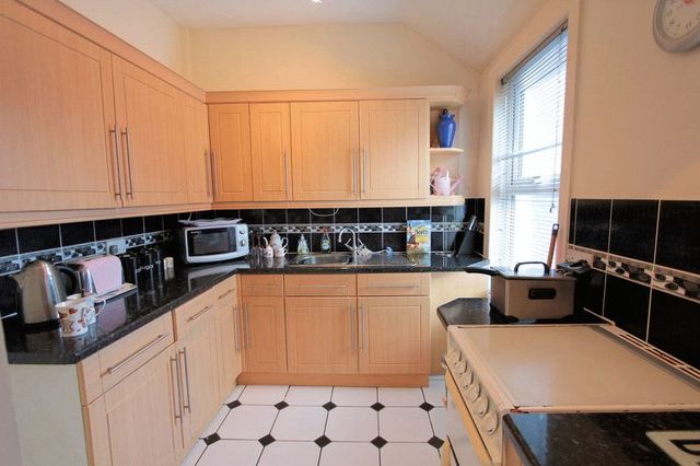 Image of 2 bedroom Flat to rent in Kings Avenue Rhyl LL18 at Kings Avenue  Rhyl, LL18 1LT