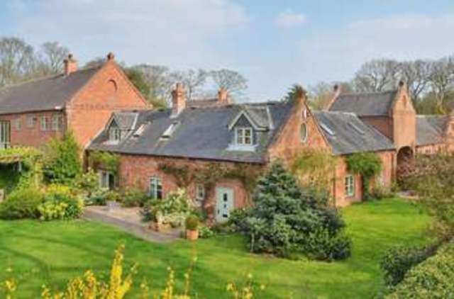  Image of 3 bedroom Detached house for sale in Kingsbrook Court Stanford on Soar Loughborough LE12 at Kingsbrook Court  Stanford on Soar, LE12 5QJ