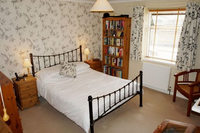  Image of 3 bedroom Terraced house for sale in Kingston Road Taunton TA2 at Kingston Road  Taunton, TA2 7SE