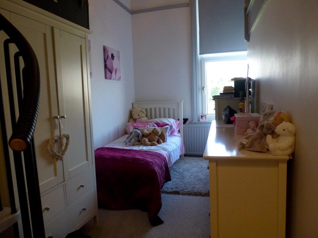 Image of 2 bedroom Flat to rent in Kingsway Hove BN3 at Hove, BN3 4FD